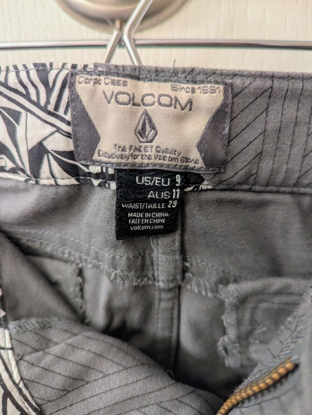 Volcom pants - Picture 5 of 5